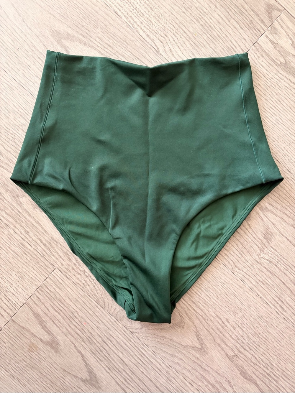 Left On Friday Hi Tide Bottoms in Palm - Size S